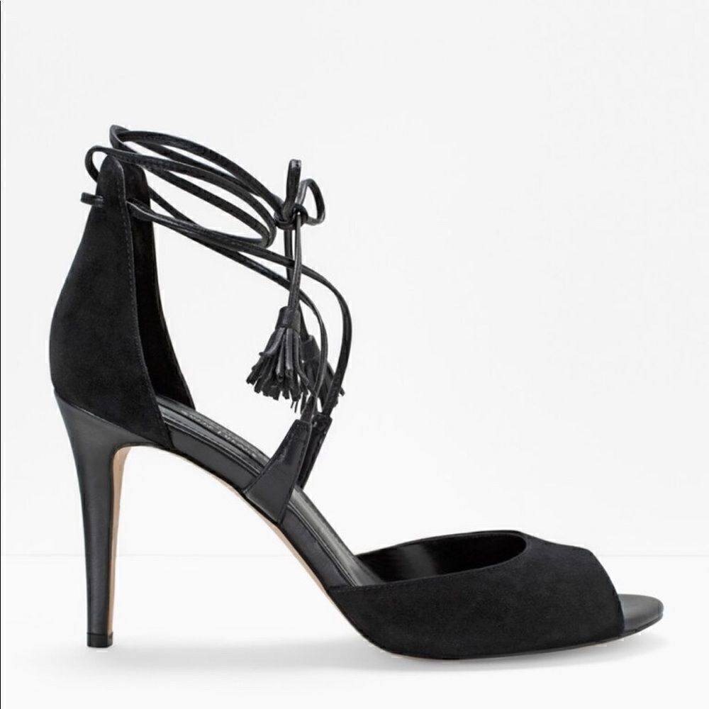 🖤👠WHITE HOUSE/BLACK MARKET Suede Lace-Up Heels